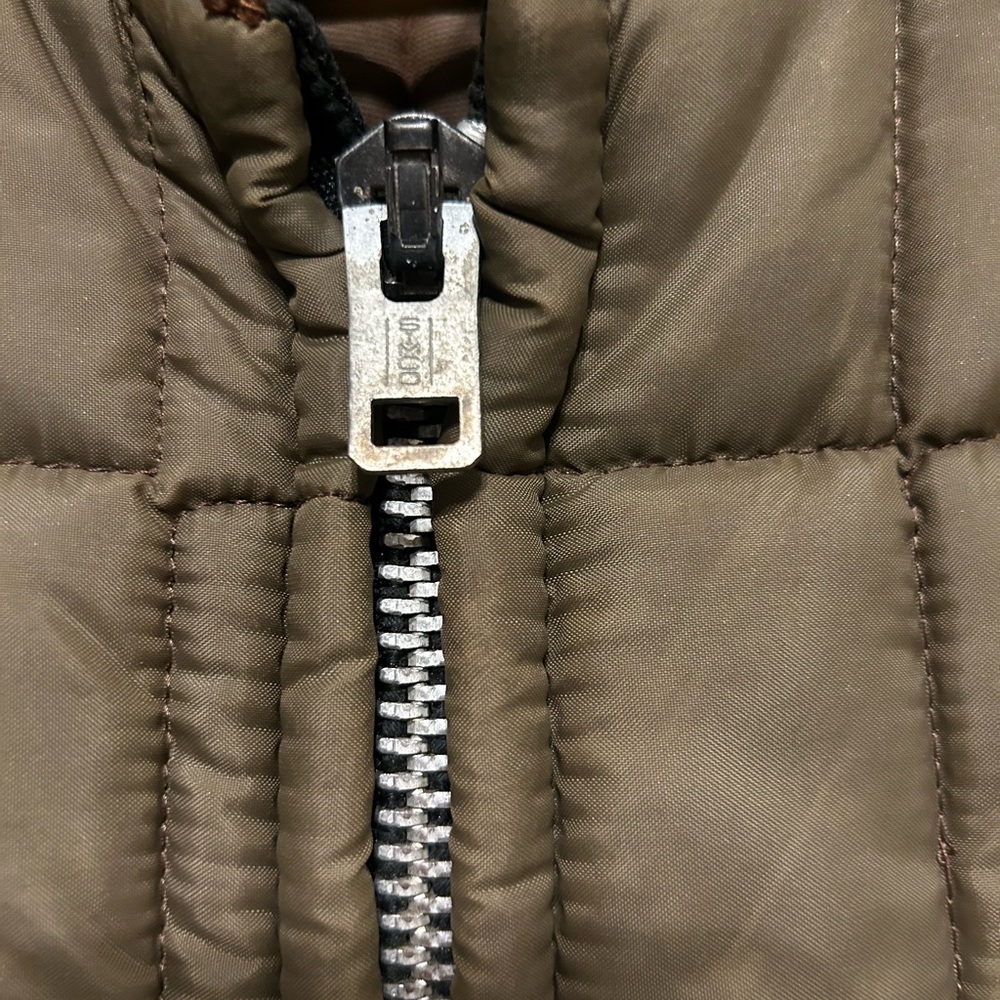 Vintage puffer vest patches - Picture 3 of 5